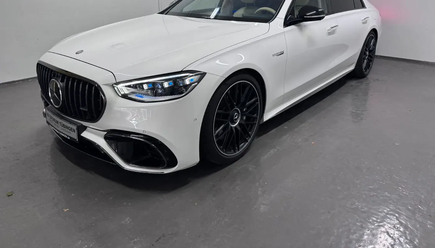 Mercedes-Benz S 63 E Performance L · Außenansicht 4